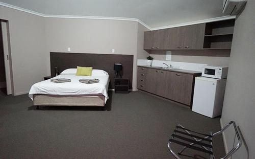 Bluestone Motor Inn — Photo 5