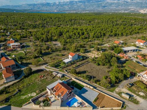 Villa Kamen with private pool