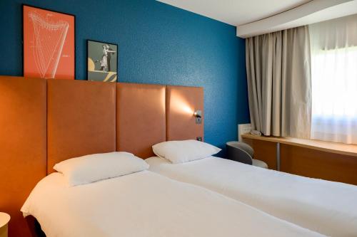ibis Douai Centre - image 2