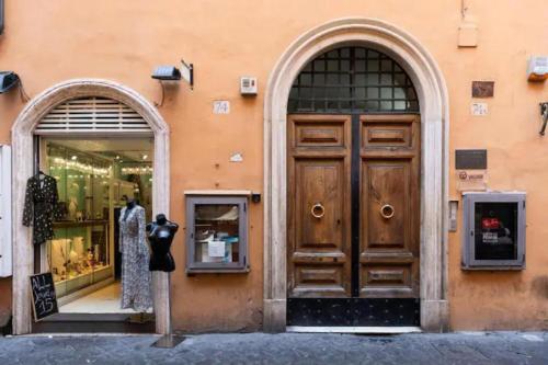Croce Apartments - main image