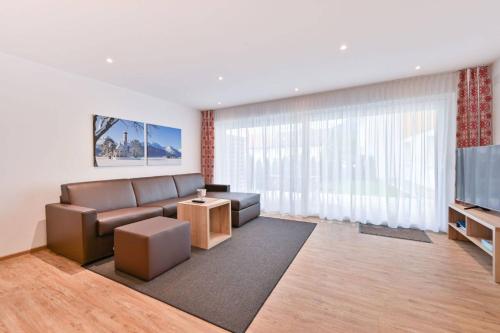 Monusse Boid Wohnung 6 1.2km von Burgweg entfernt