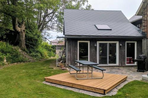 A charming, rustic 150 year old Carriage House 3