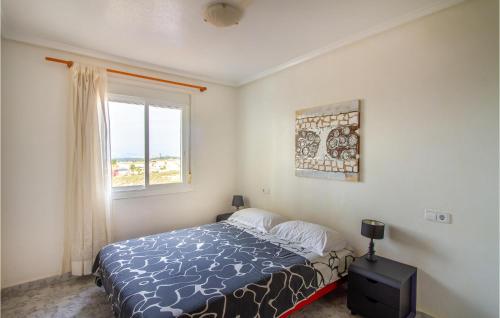 Six-Bedroom Holiday Home in Santa Pola - image 5