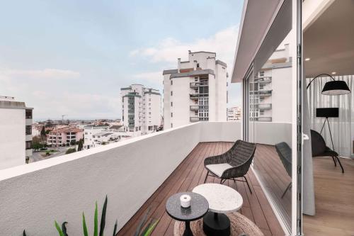 ระเบียง/ชานเรือน, Bay View Penthouse by Olala Homes in โกเบร