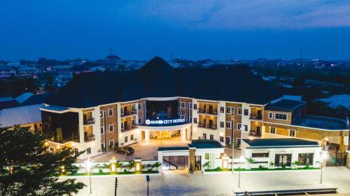 AMBER CITY HOTELS in Owerri