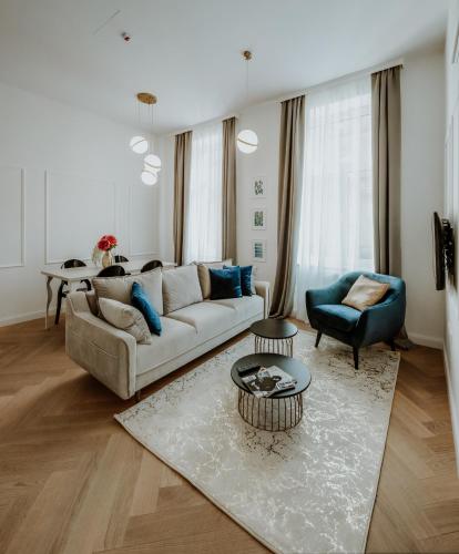 2 bedrooms, 3 beds