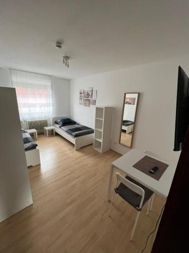 Zentral gelegene Apartments am Schillerplatz MG30 und MG31 – khách sạn tại Gladbach