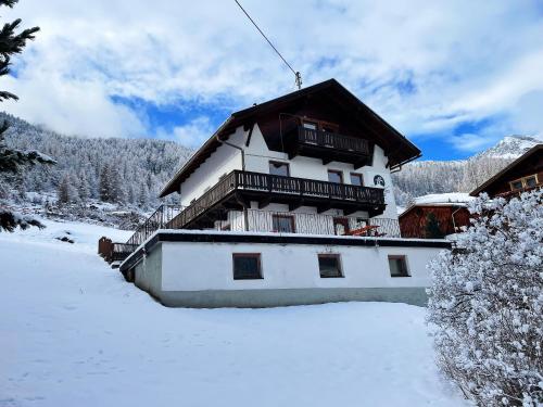 Mountain Lodge Sölden - Ski in Bike out Chalet