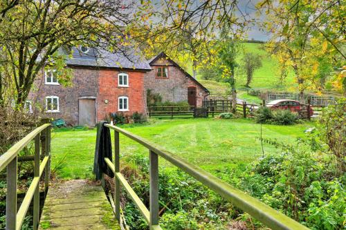 Finest Retreats - Great Cantal Granary