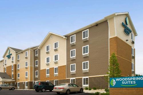 Exterior view, WoodSpring Suites Chicago Romeoville in Romeoville (IL)