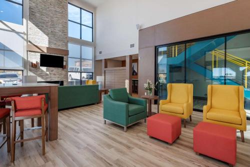 Comfort Suites Colorado Springs East -Medical Center Area