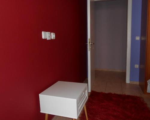 Secret Garden 76 sq.m. apartment close to city center