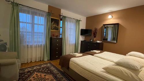 2 twin beds