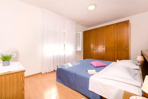 Two-Bedroom Apartment image 5