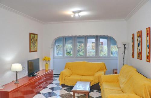  Apartamento Plaza la Fuente, Pension in Cádiz