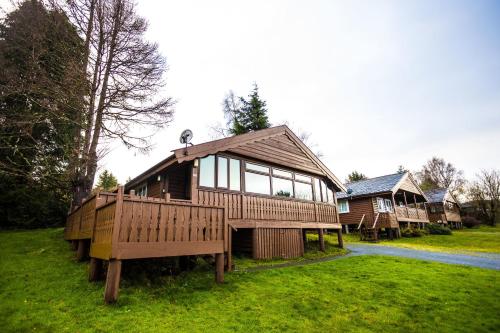 Mountain View Log Cabin - Wales