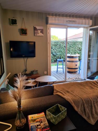 Appartement d'une chambre avec jardin clos et wifi a Ares a 1 km de la plage