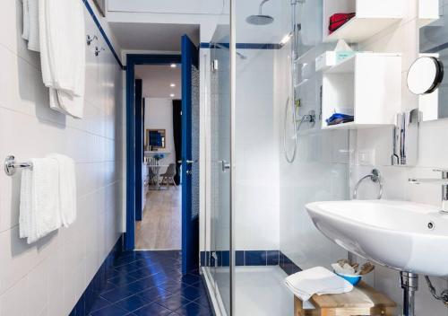 Appartamento Blu a Milano zona Ripamonti vicino allo IEO, Milán (fotografie 5)