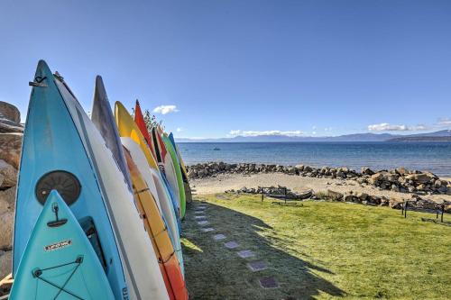 Comfy Lake Tahoe Condo with Private Beach Access!
