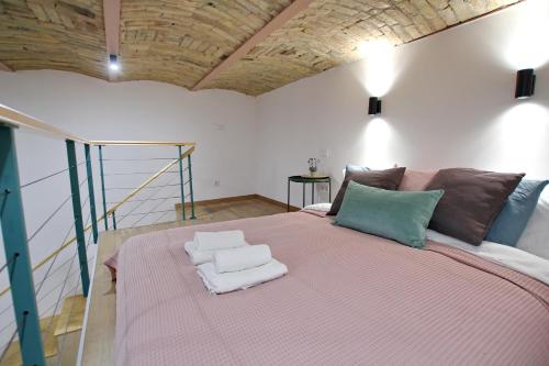 Lovely&modern downtown apartment with FREE PARKING