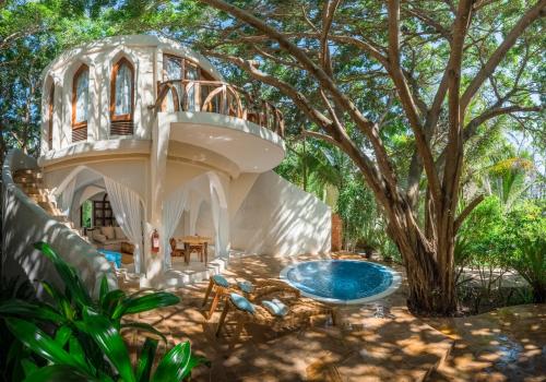 Xanadu Villas & Retreat
