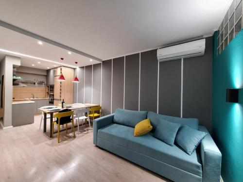 Helga’s Deluxe 3 Apartment, Tirana (photo 8)