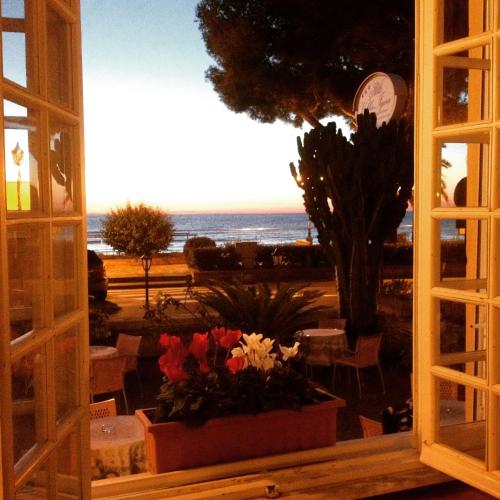 Hotel Villa Igea - image 2