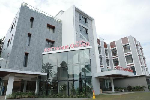 B&B Kottayam - Hotel Kottayam Grand - Bed and Breakfast Kottayam