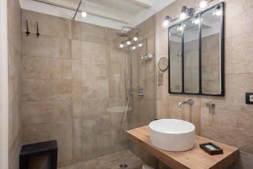 Tredici Boutique Rooms - image 2