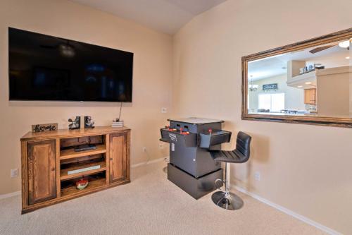 Lake Havasu City Home with Patio Pool and Spa! - image 11