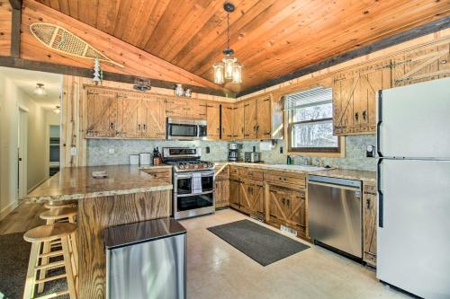Pelican Lake Getaway on Stunning Peninsula! in Breezy Point (MN)