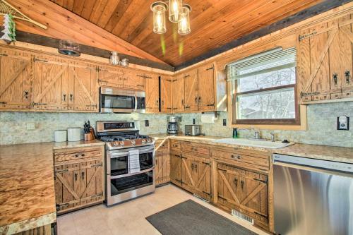 Pelican Lake Getaway on Stunning Peninsula! in Breezy Point (MN)