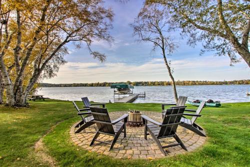 Pelican Lake Getaway on Stunning Peninsula! in Breezy Point (MN)