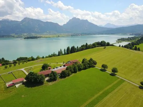 Salenberghof Ferienwohnung Bergsee in Rieden, Deutschland
