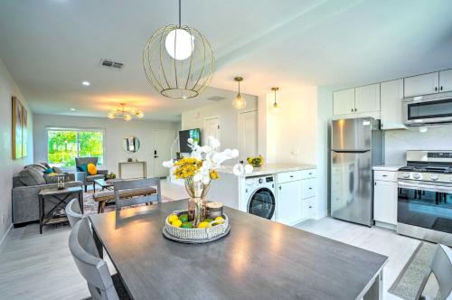Palm Desert Condo with Resort Pools and Hot Tubs! in Palm Desert, USA
