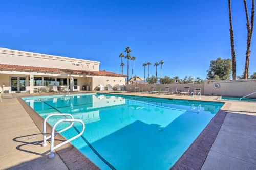 Palm Desert Condo with Resort Pools and Hot Tubs! in Palm Desert, USA