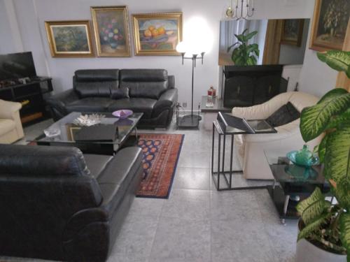 Villa in Panorama, Thessaloniki, with a swimming pool. Host: Mr. George in 帕諾拉馬區
