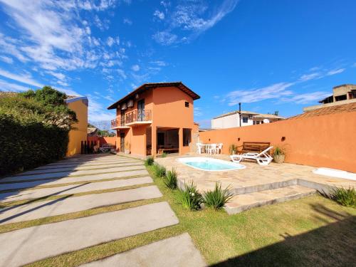 Three-Bedroom House image 5