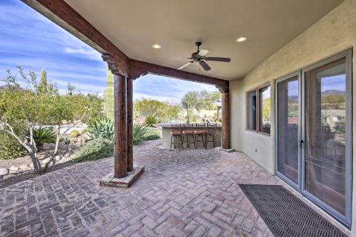 Cave Creek Oasis with Putting Green, Spa and Mtn View! in Cave Creek