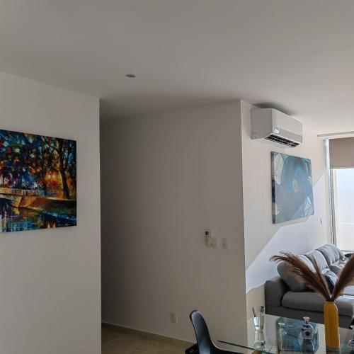 Queretaro Dep de lujo, para 5 o 6 huéspedes, alberca in Querétaro, Mexico