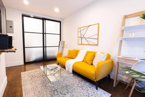 69-3C Stylish Lower East East 1br Apt BRAND NEW, New York (photo 10)