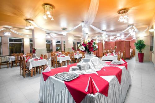 Hotel Monttis 3