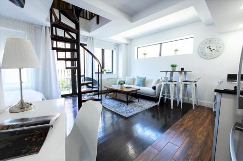 809-6B 2BR Duplex Breathtaking Views Beauty, New York (fotografie 6)