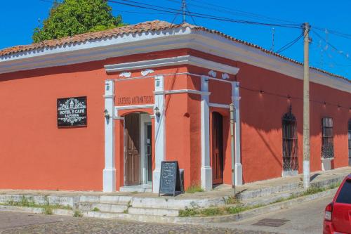 Hotel y Café Ixmati Suchitoto