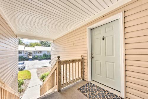 St Simons Island Condo Getaway 2 Mi to Beach