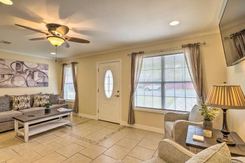 Pet-Friendly Georgetown Home Less Than 1 Mi to Dtwn! in Georgetown, USA
