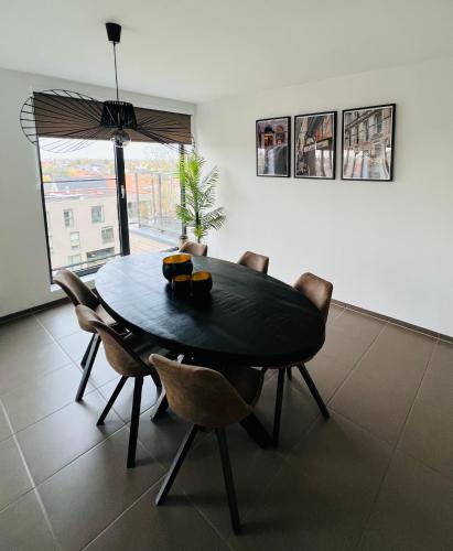 Penthouse with awesome terrace and free parking, Courtrai (foto 10)