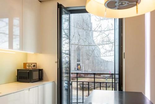 Studio Apartment image 6