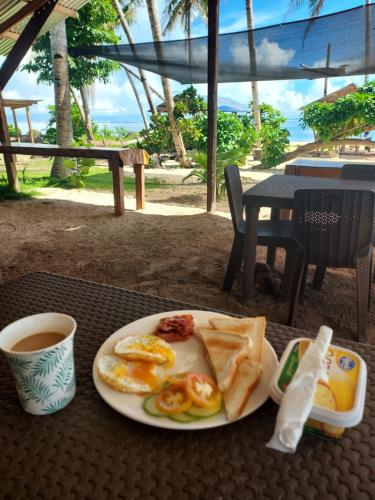Food and beverages, 3B Beach Resort Alegria in Burgos (Surigao)