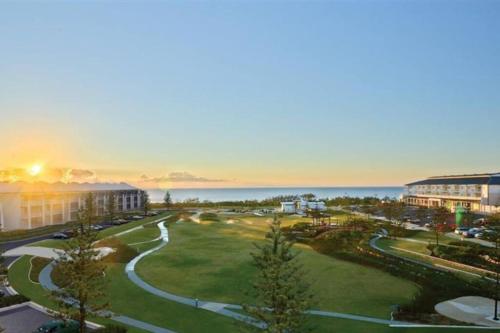 Peppers Plunge Pool Perfection 2br spa suite